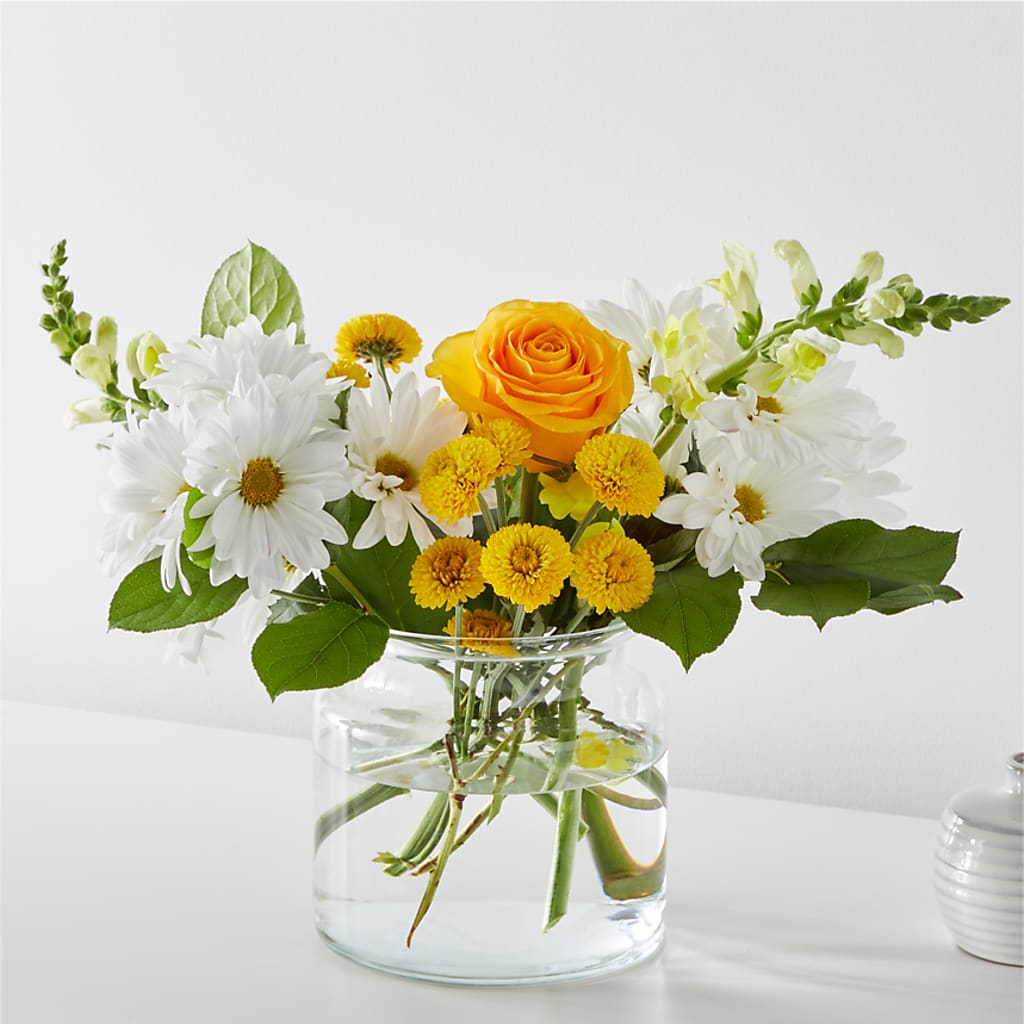 Sun Salutation Bouquet – AMCS FLOWERS & PERSONAL SERVICES LLC, Chesapeake VA