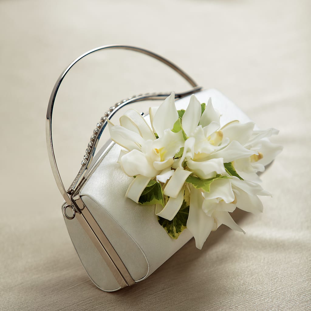 White Purse Decor – AMCS FLOWERS & PERSONAL SERVICES LLC, Chesapeake VA