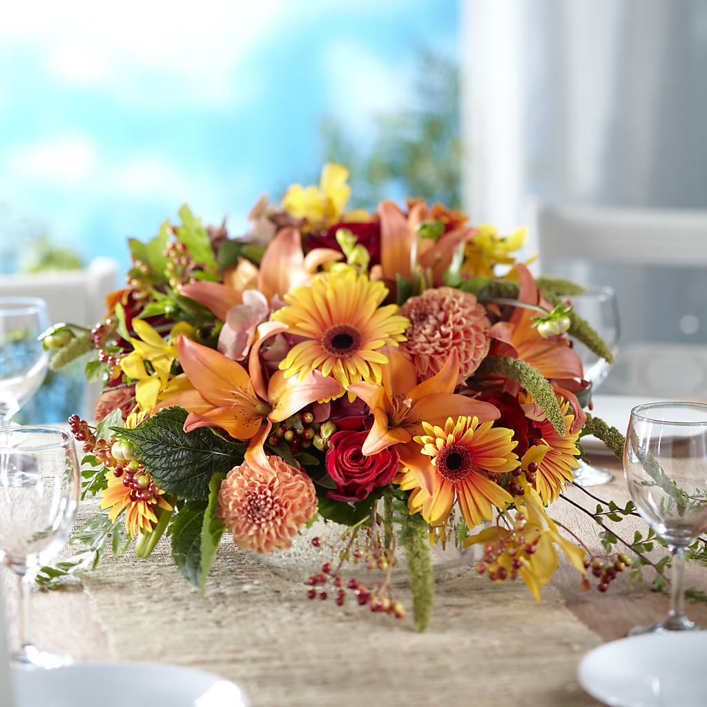 One and Only Centerpiece – AMCS FLOWERS & PERSONAL SERVICES LLC, Chesapeake VA