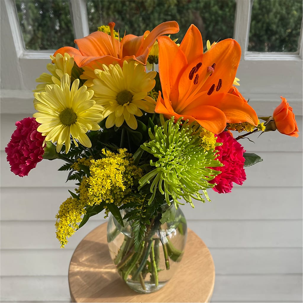 Bold & Bright – A Florist Original – AMCS FLOWERS & PERSONAL SERVICES LLC, Chesapeake VA