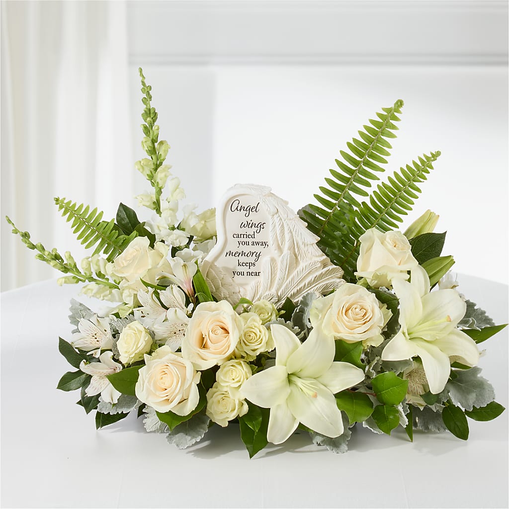 Holding You Close Arrangement – AMCS FLOWERS & PERSONAL SERVICES LLC, Chesapeake VA
