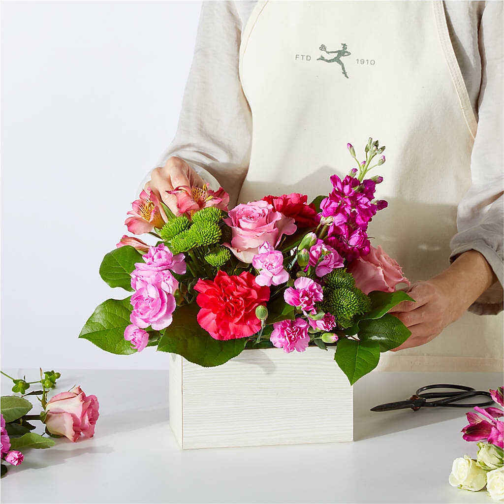 Sweetberry Box – A Florist Original – AMCS FLOWERS & PERSONAL SERVICES LLC, Chesapeake VA