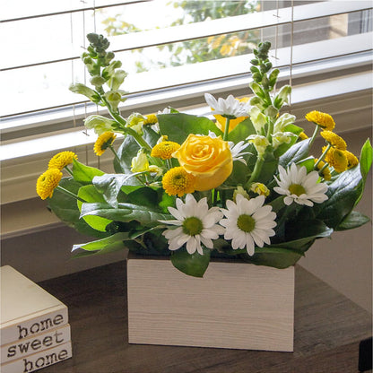 Sun Salutation Box Bouquet – AMCS FLOWERS & PERSONAL SERVICES LLC, Chesapeake VA
