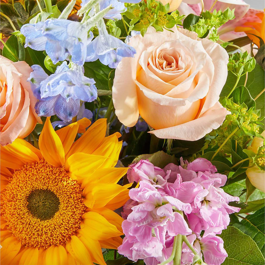 Dreamy Meadows Bouquet – AMCS FLOWERS & PERSONAL SERVICES LLC, Chesapeake VA