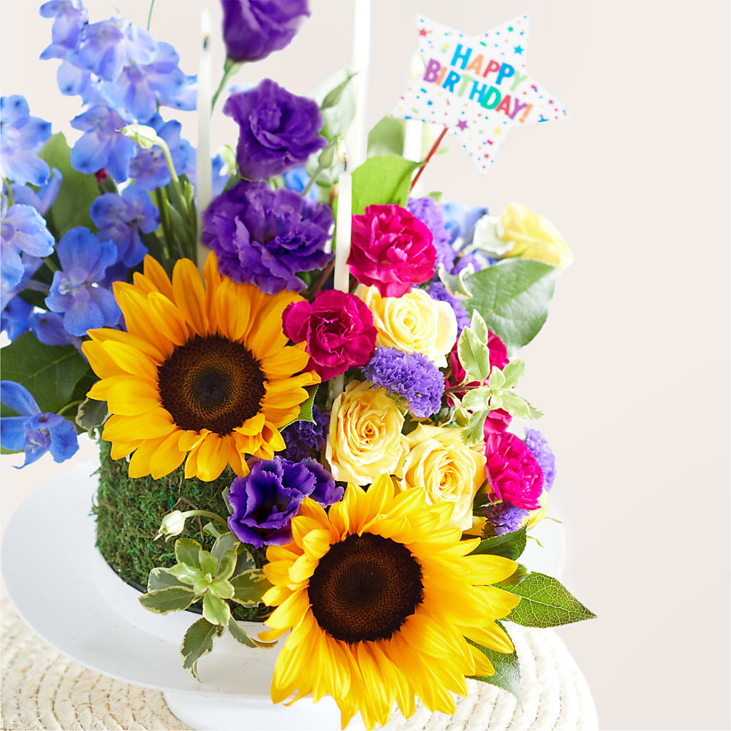 Star of the Day Floral Cake – AMCS FLOWERS & PERSONAL SERVICES LLC, Chesapeake VA