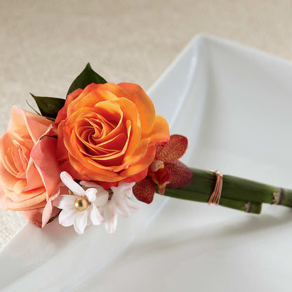 Sunset Dream Boutonniere – AMCS FLOWERS & PERSONAL SERVICES LLC, Chesapeake VA